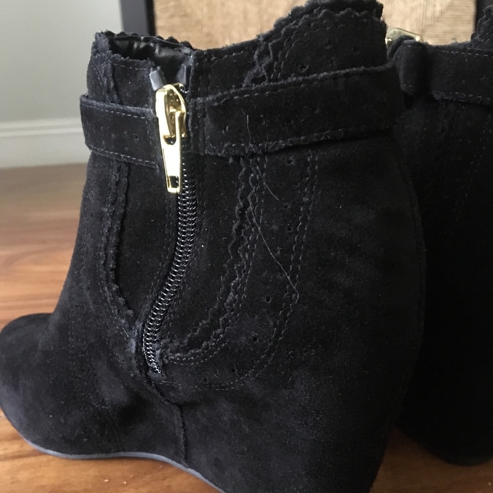 Dolce Vita Black Suede Wedge Booties - Picture 2 of 5